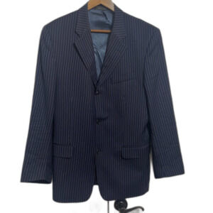 Bachrach Men’s 100% Wool Suit 42R 34x28 Navy Blue Pinstripe 2 Piece 3 Button Cla